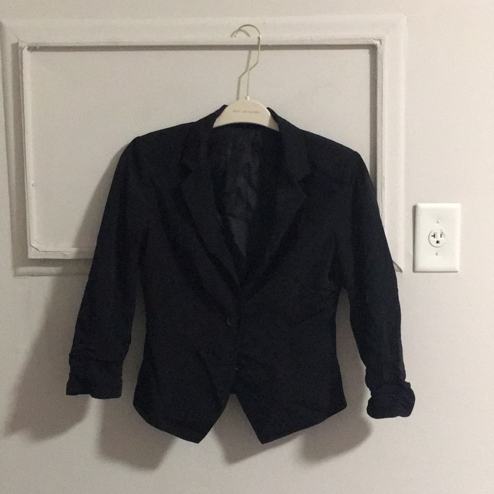 Black polyester Express blazer.